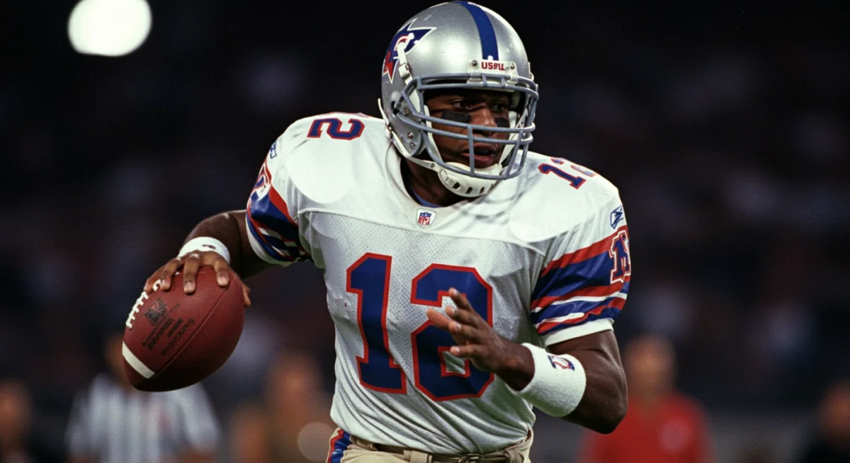 USFL player demonstrating athleticism on the field during a game