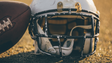 USFL offensive strategies compared to NFL systems